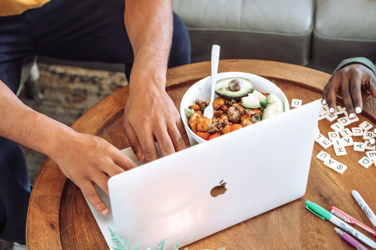 Smart meal planning for busy schedules